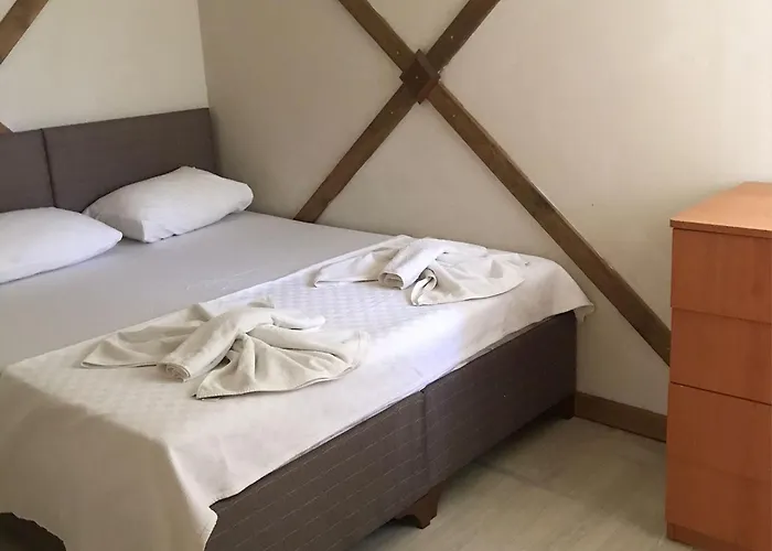 Cicek Evler Tatil Koeyue